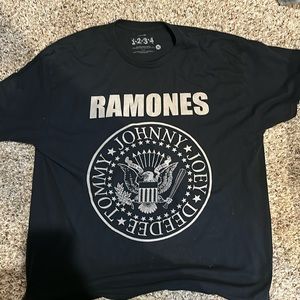 1234 Ramones shirt xl EUC. No rips/tears/stains.